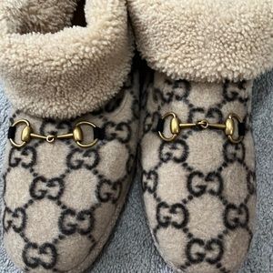 Cozy comfy gucci loafers